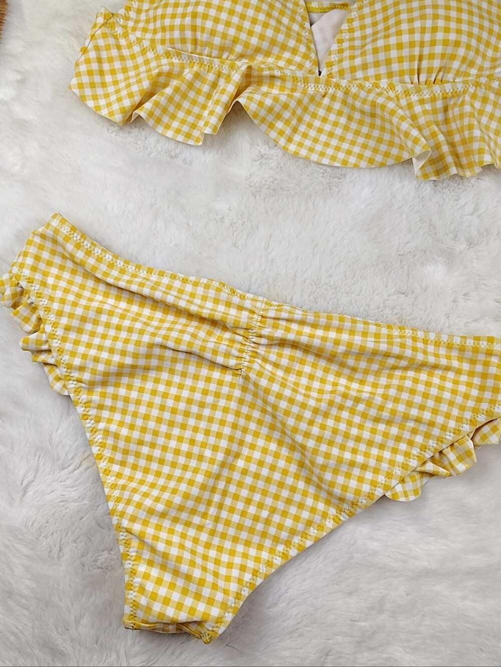 Cupshe Yellow Gingham Ruffle Bikini Size Medium, New With Tags - Picture 11 of 16